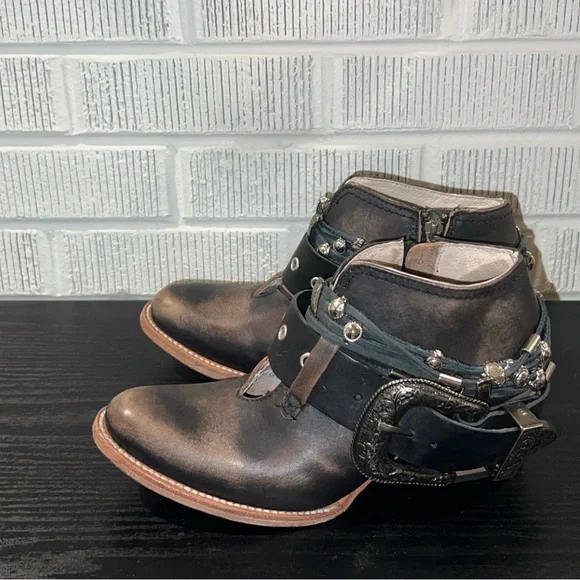 FREEBIRD Saloon Leather Ankle Western Bootie